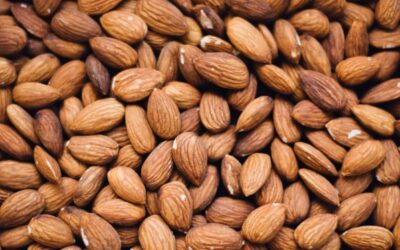 What Are The Benefits Of Organic Almonds? Are Organic Nuts Better Than Non-Organic?